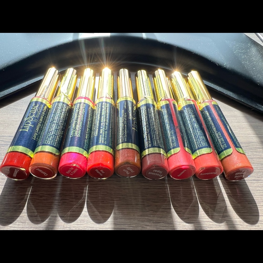 Multiple LipSense Colors for $19 each and Discounted Shipping. 🫦